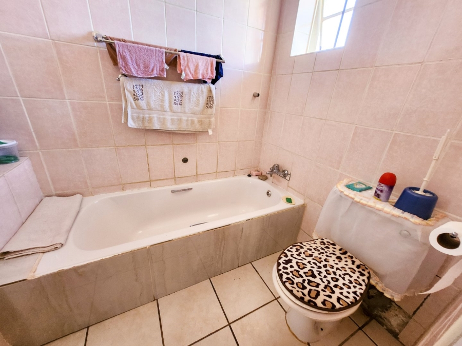 3 Bedroom Property for Sale in Stilfontein North West